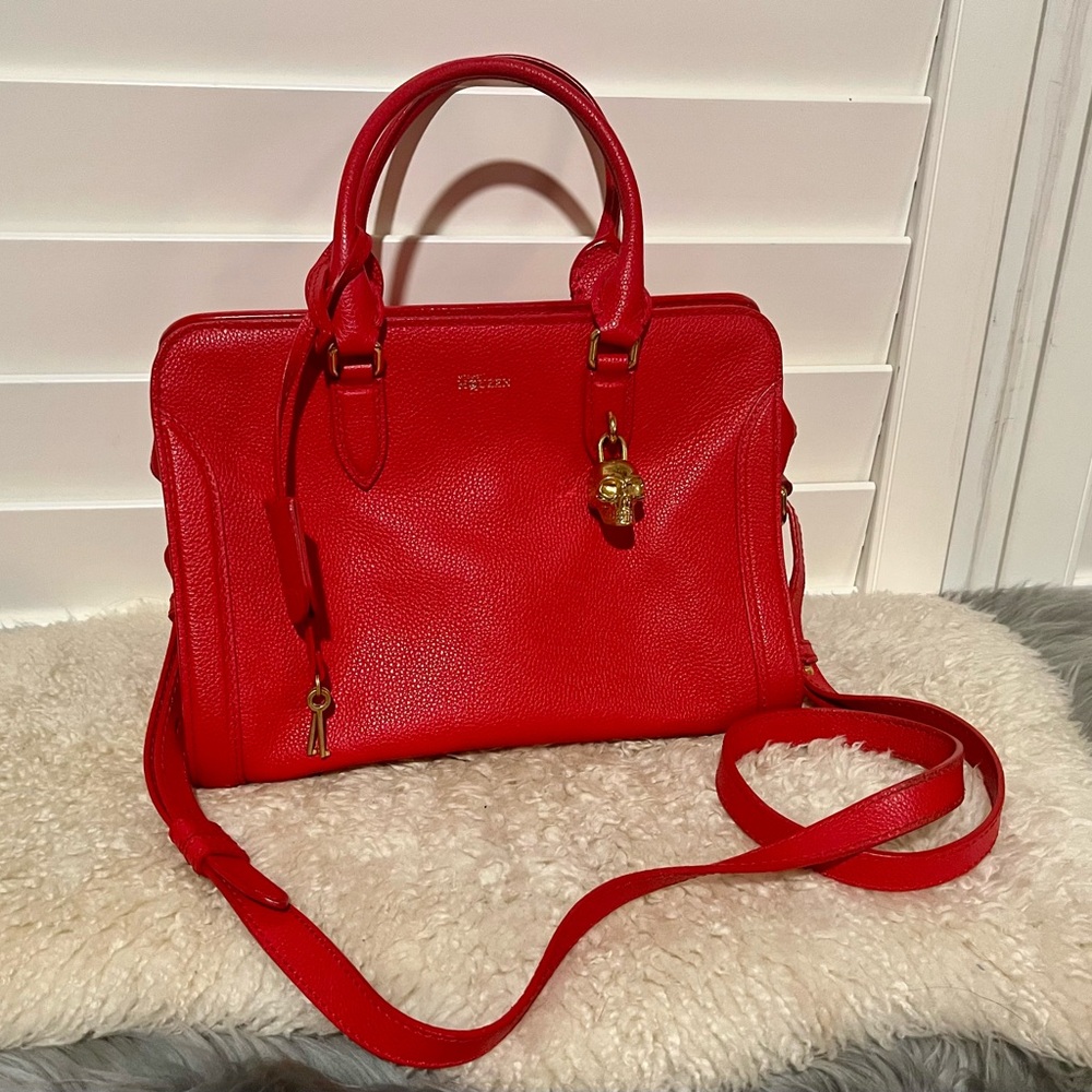 Alexander McQueen Skull Padlock Tote, Red leather, Gold Hardware